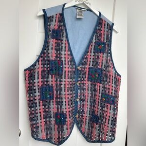 Vintage Victoria Jones Woman 22W Vest Red White Blue Americana Picnic Lattice